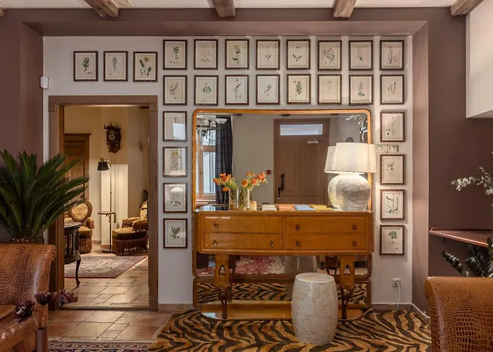 M5 Self-Service Boutique Hotel