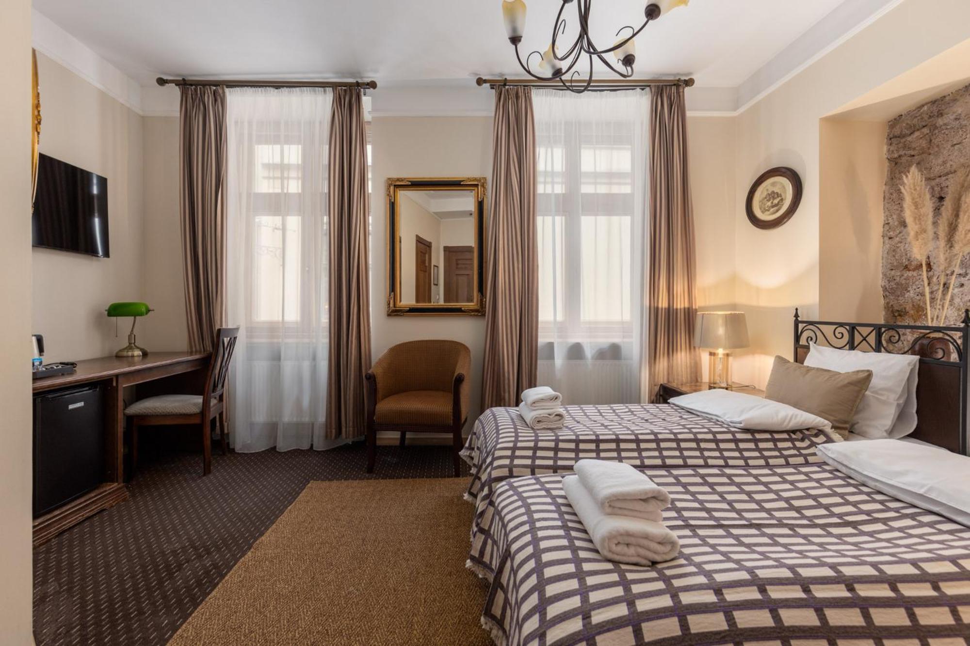 M5 Self-service Boutique Готель 4*