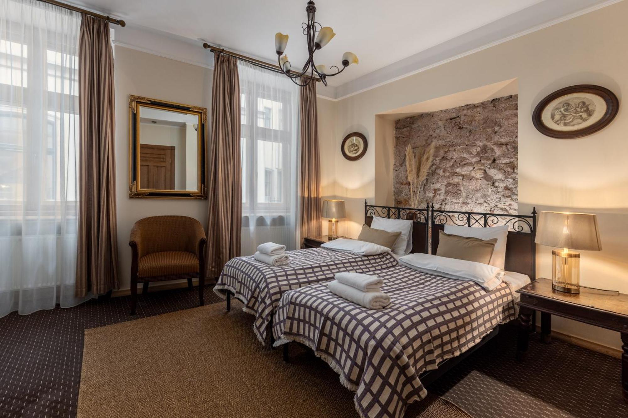M5 Self-service Boutique Готель 4*